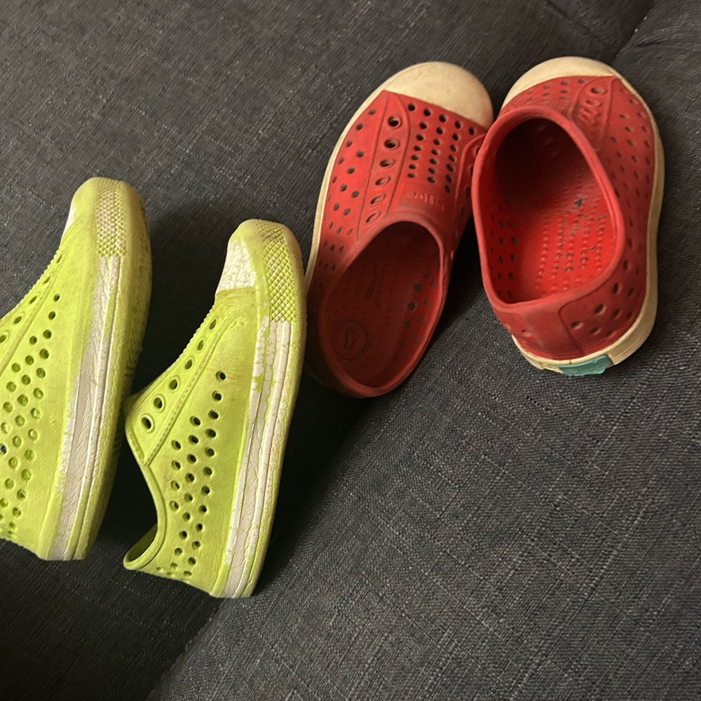 Naive Kids Red and Green Slip-On Shoes Size 6&7